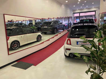Autosalone Liri